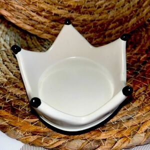 Rae Dunn crown mug topper